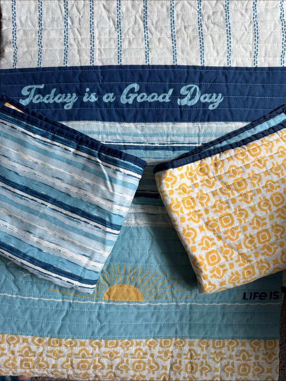 Life is Good Coastal Blue Quilt Set Full/Queen